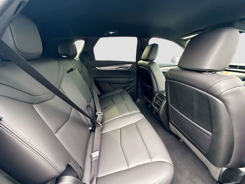 New 2025 Cadillac XT5 Luxury w/ LPO, Floor Liner Package image 27
