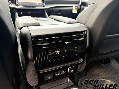New 2026 Jeep Grand Wagoneer Limited image 32