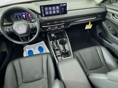 New 2026 Honda Accord EX-L image 32