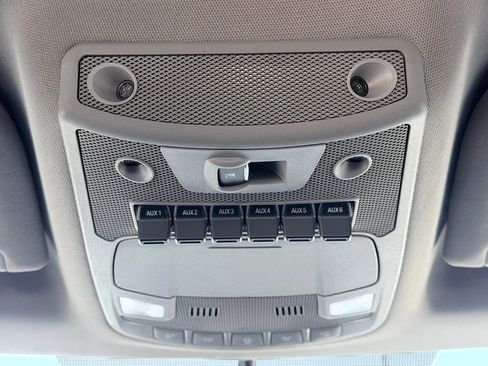 Used 2019 Ford F350 Lariat w/ Chrome Package AWD/4WD image 16