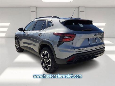 New 2026 Chevrolet Trax RS w/ Driver Confidence Package image 3