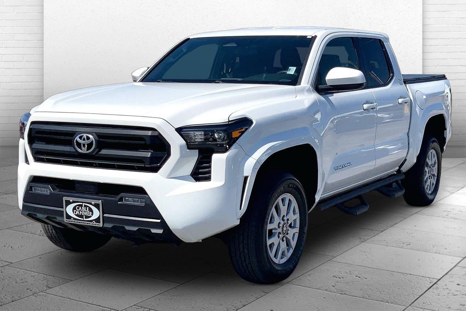 Used 2024 Toyota Tacoma SR5 RWD image 11