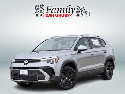 New 2025 Volkswagen Taos SE