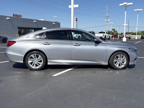 Used 2019 Honda Accord LX image 18