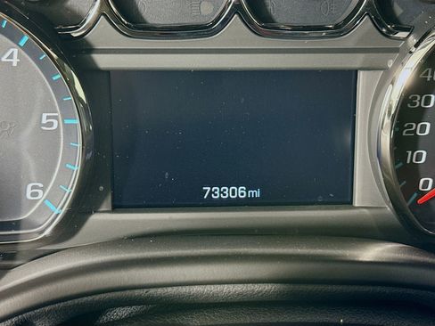 Used 2020 Chevrolet Tahoe LT w/ RST Edition image 13