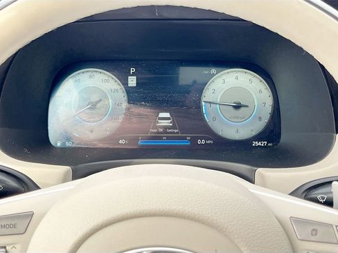 Used 2023 Hyundai Palisade Calligraphy image 12