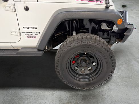 Used 2013 Jeep Wrangler Unlimited Sport AWD/4WD image 29