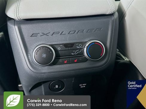 Certified 2025 Ford Explorer Platinum w/ LUX Leather Package image 30