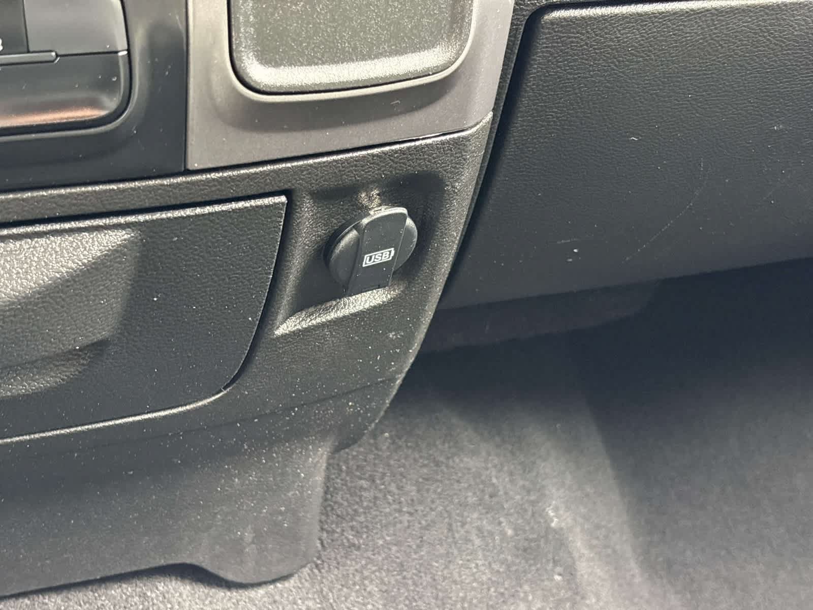 Used 2024 RAM 1500 Warlock AWD/4WD image 27