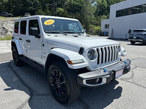 Certified 2023 Jeep Wrangler Unlimited Sahara w/ Cold Weather Group AWD/4WD image 3
