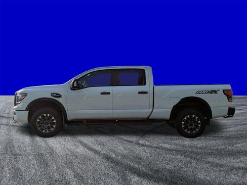Used 2023 Nissan Titan PRO-4X AWD/4WD image 7