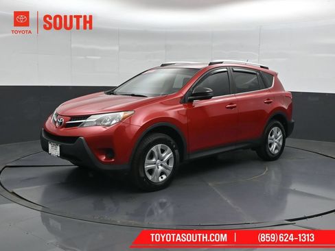 Used 2015 Toyota RAV4 LE AWD/4WD image 6