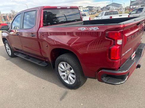 Used 2022 Chevrolet Silverado 1500 Custom w/ Safety Confidence Package image 2