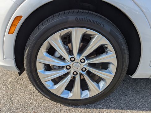 Certified 2024 Buick Envista Avenir image 12