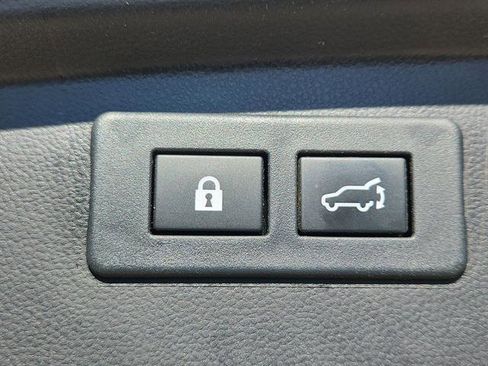 Used 2024 Subaru Outback Premium image 26