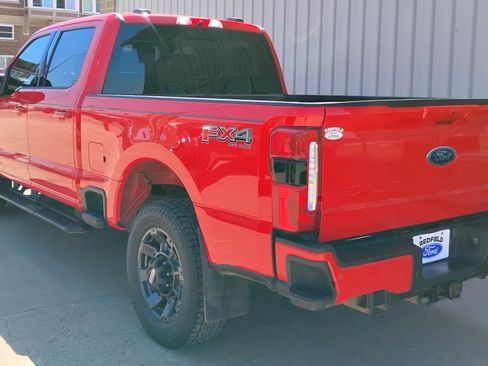 Used 2023 Ford F250 Lariat w/ Sport Appearance Package AWD/4WD image 8