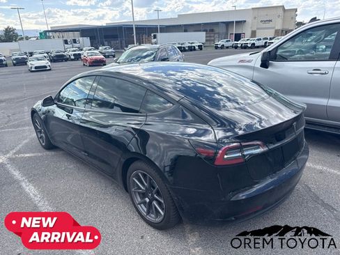 Used 2022 Tesla Model 3 RWD image 17