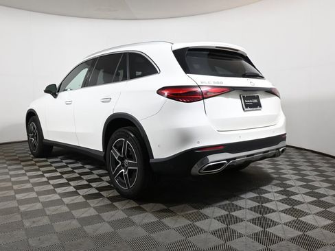 Used 2026 Mercedes-Benz GLC 300 4MATIC image 5