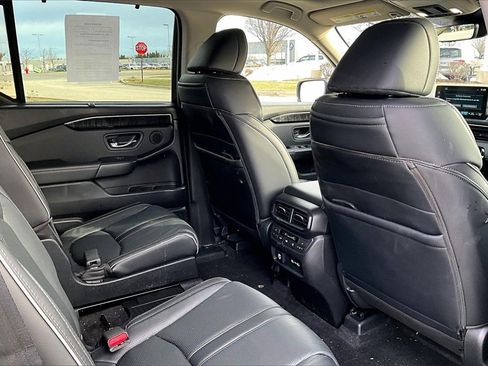 Used 2023 Honda Pilot Elite image 29