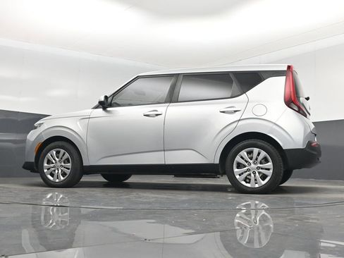 Used 2020 Kia Soul LX image 48