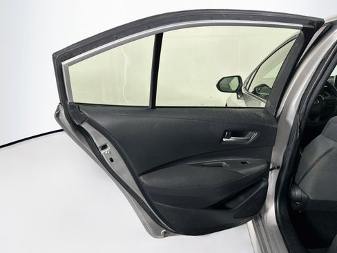 Used 2020 Toyota Corolla LE FWD image 25