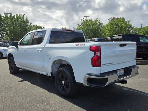Used 2024 Chevrolet Silverado 1500 LT AWD/4WD image 6