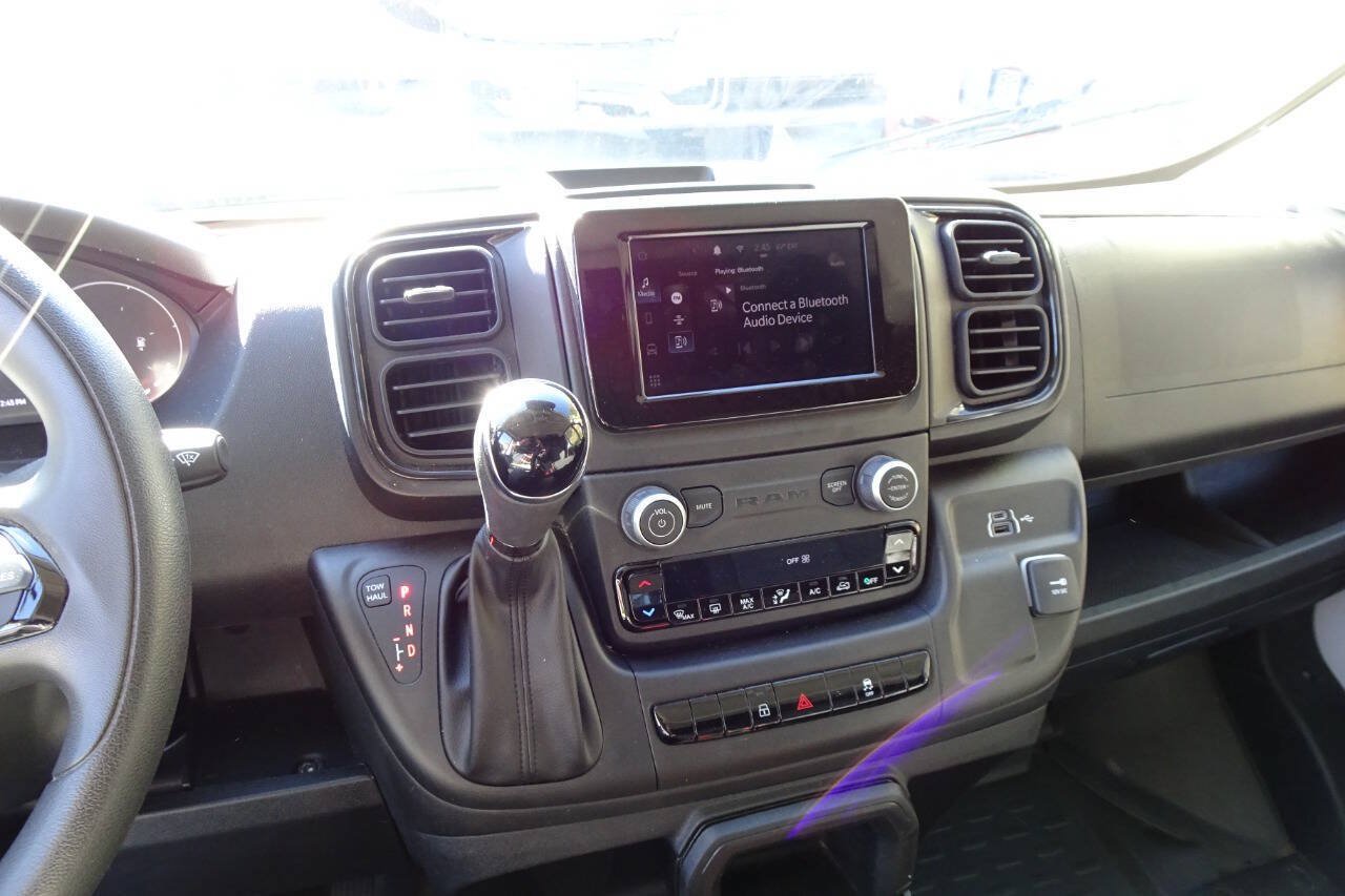 Used 2025 RAM ProMaster 2500 w/ U-Haul Equipment Group FWD image 16