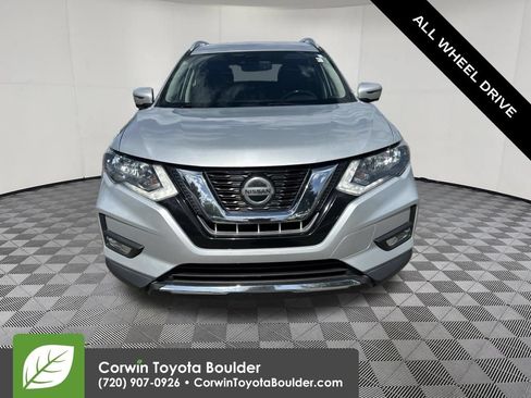Used 2018 Nissan Rogue SL AWD/4WD image 2