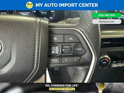 Used 2024 Toyota Tacoma TRD Off-Road AWD/4WD image 16