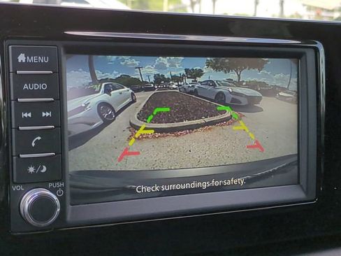 New 2025 Nissan Kicks S image 18