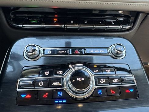 Certified 2021 Lincoln Nautilus Reserve w/ Equipment Group 201A image 33