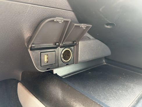 Used 2023 Toyota Camry SE FWD image 30