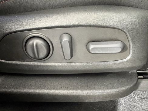 Used 2023 Chevrolet Traverse RS w/ LPO, Floor Liner Package image 36