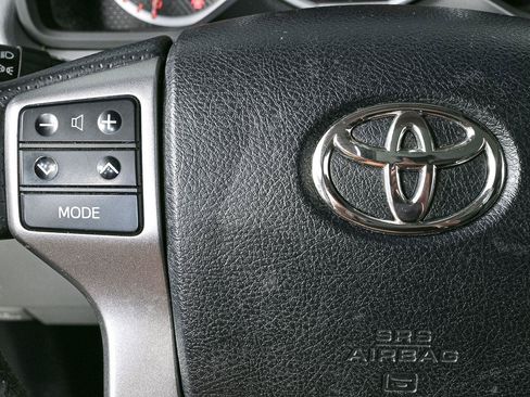 Used 2012 Toyota 4Runner SR5 w/ Premium Pkg AWD/4WD image 10