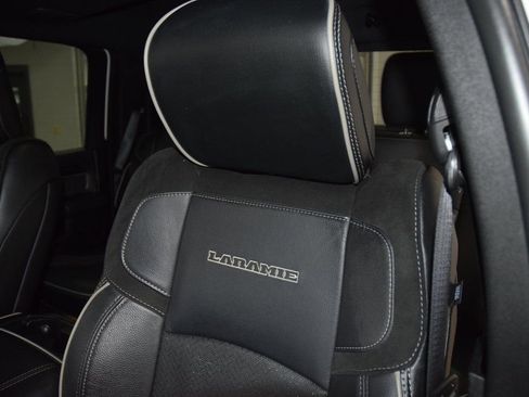 Used 2024 RAM 2500 Laramie w/ Night Edition image 39