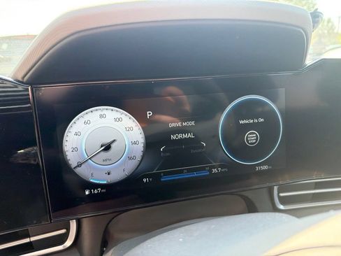 Used 2023 Hyundai Elantra SEL w/ Convenience Package FWD image 18