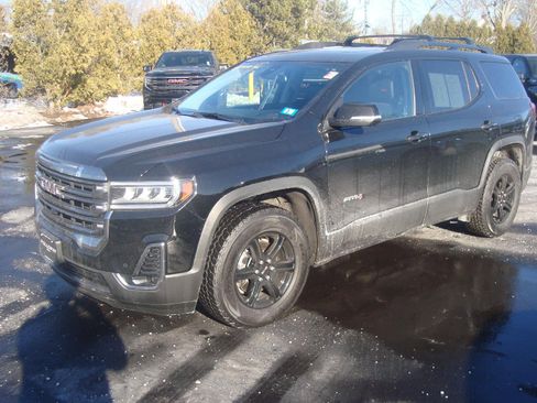 Used 2022 GMC Acadia AT4 w/ Technology Package image 1