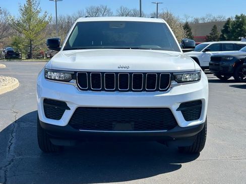 New 2025 Jeep Grand Cherokee Laredo X w/ Luxury Tech Group I image 2