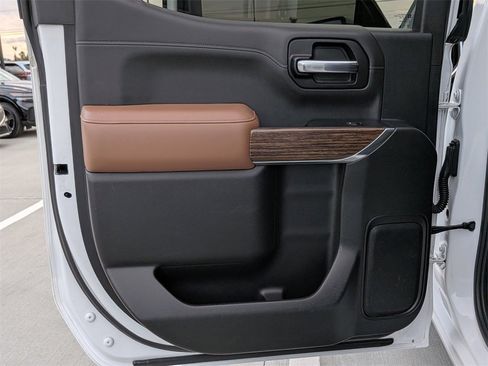 Used 2019 Chevrolet Silverado 1500 High Country w/ Trailer Camera Package image 26