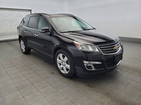 Used 2016 Chevrolet Traverse LT w/ Style and Technology Package image 13