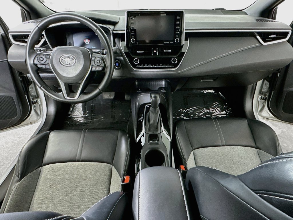 Used 2021 Toyota Corolla XSE FWD image 18