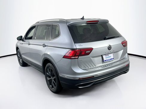 Used 2023 Volkswagen Tiguan SE AWD/4WD image 7