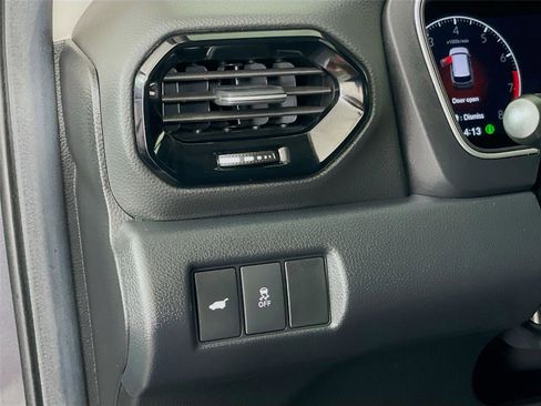 Used 2025 Honda Pilot EX-L image 15