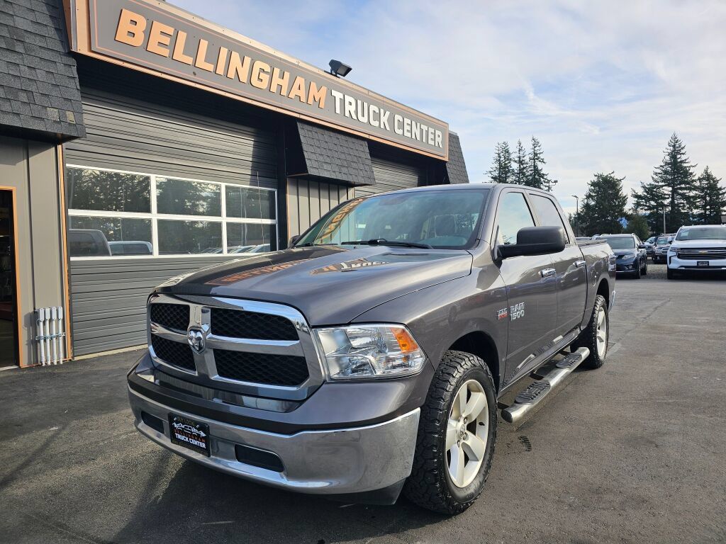 Used 2017 RAM 1500 Classic SLT AWD/4WD image 1