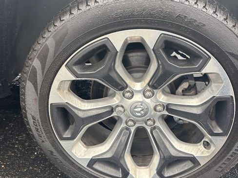 Used 2023 RAM 1500 Limited w/ Bed Utility Group image 11