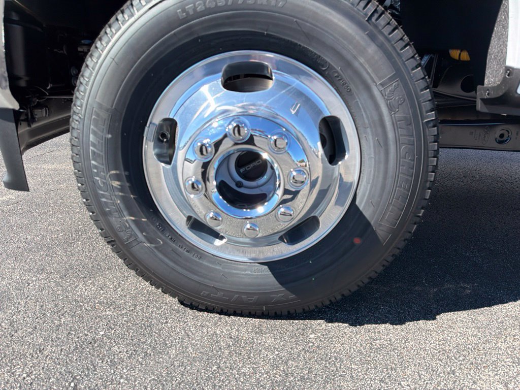 New 2027 Ford F350 XL AWD/4WD image 9