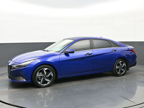 Certified 2022 Hyundai Elantra Limited image 6