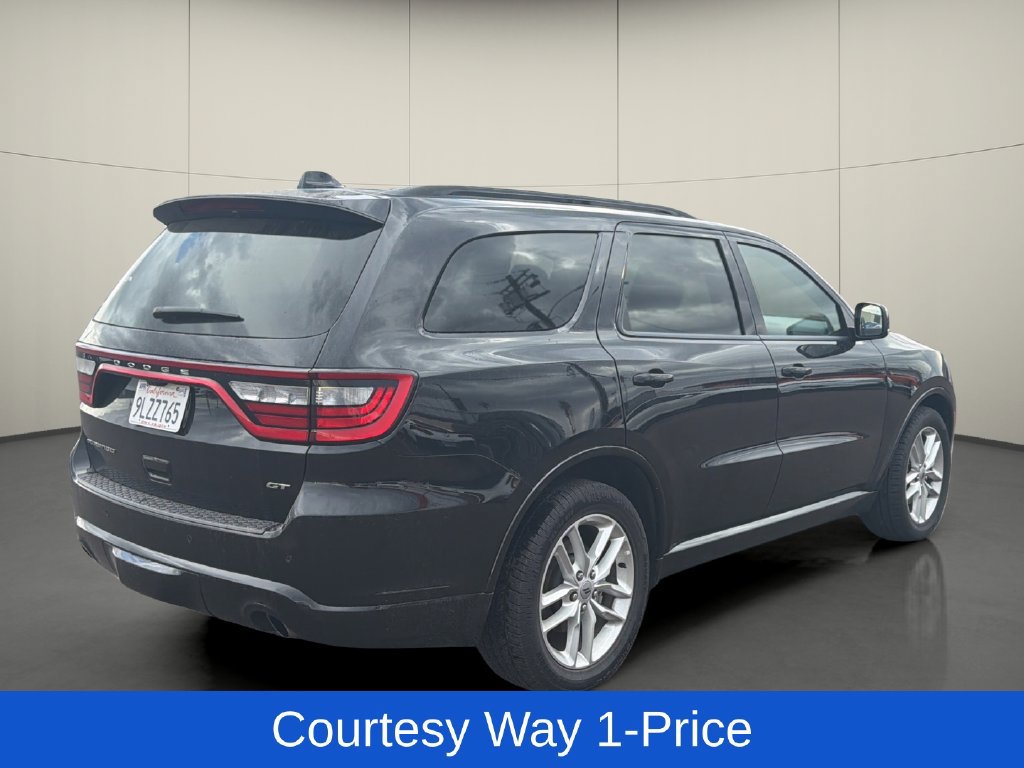 Used 2024 Dodge Durango GT RWD image 9