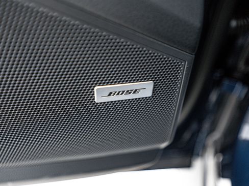 Certified 2025 Porsche Cayenne image 20