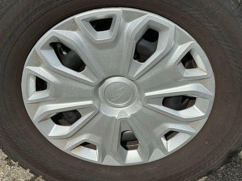 Used 2024 Ford Transit 350 XLT RWD image 13